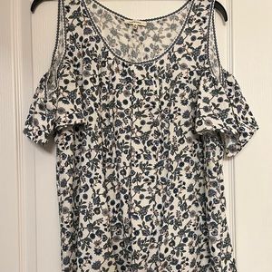 Max Studio cold shoulder blouse